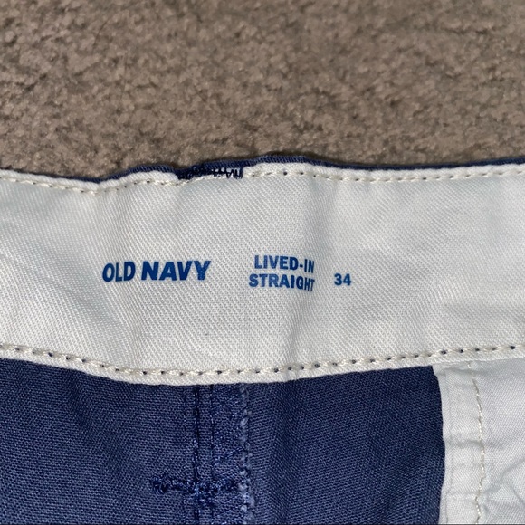 Old navy shorts - Picture 2 of 3